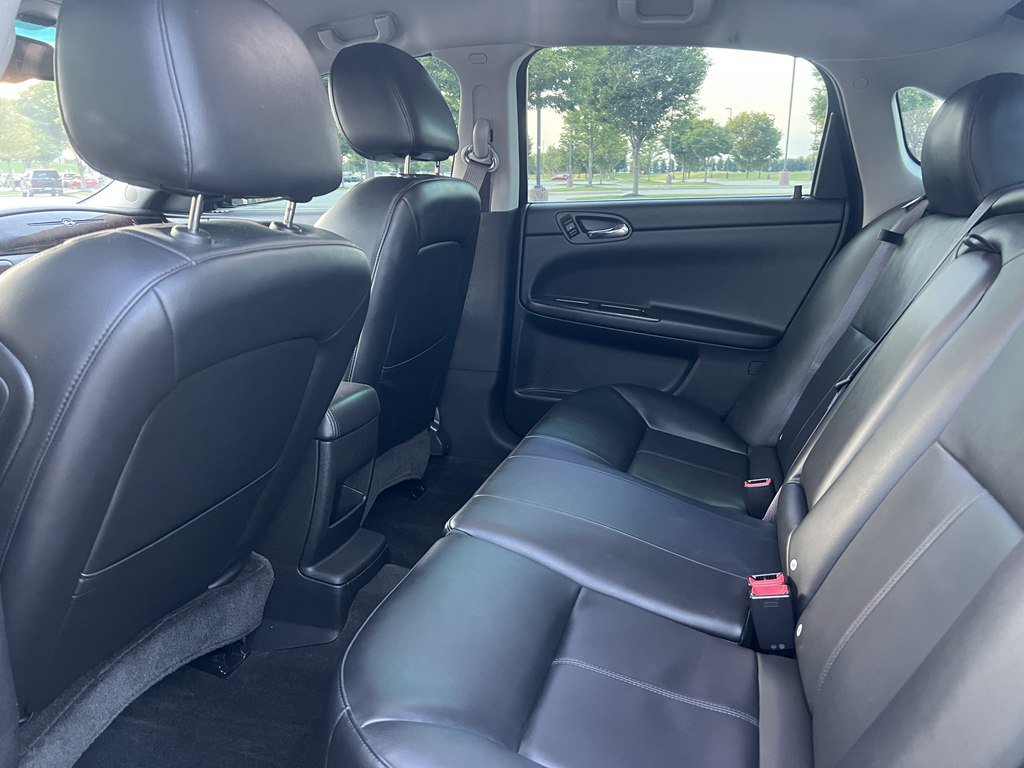 Used 2016 Chevrolet Impala LTZ FWD image 15