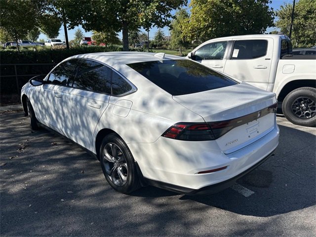 Used 2024 Honda Accord EX image 2