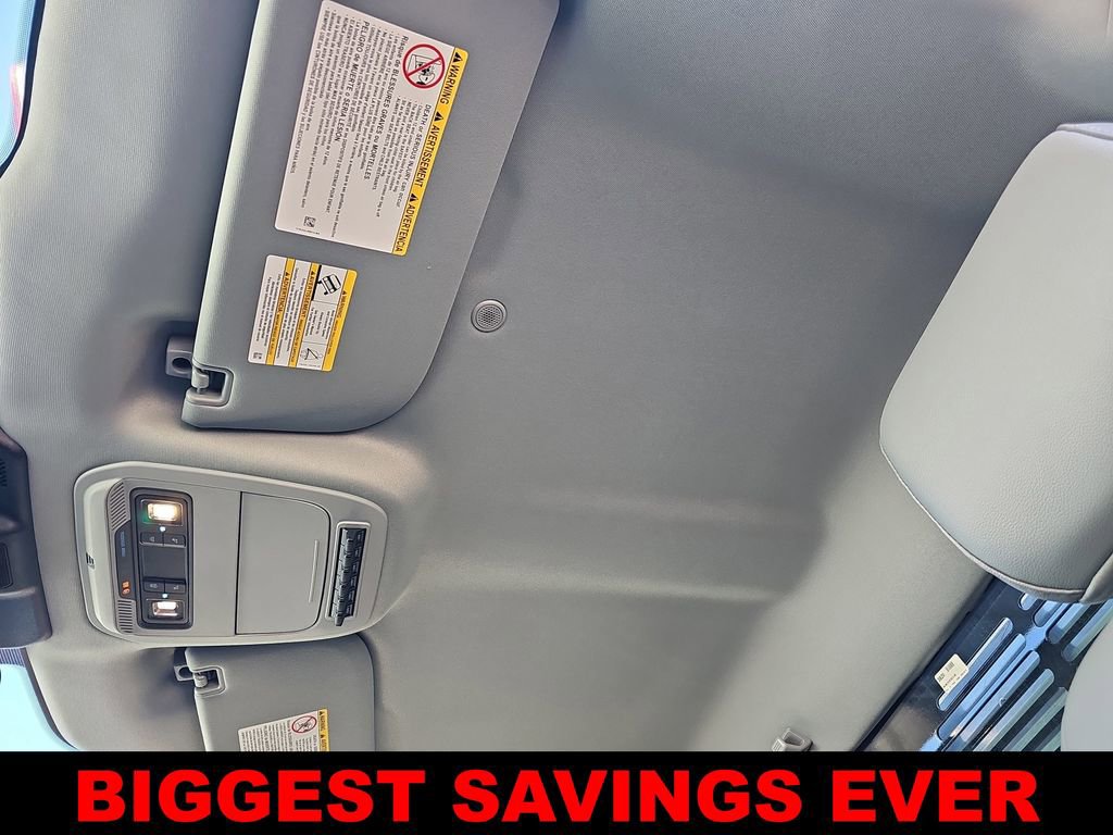 New 2025 Ford F550 2WD Regular Cab Super Duty image 30