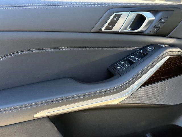 Used 2026 BMW X5 xDrive40i w/ Premium Package AWD/4WD image 17