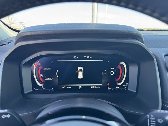 Used 2024 Nissan Rogue SL w/ SL Premium Package image 16