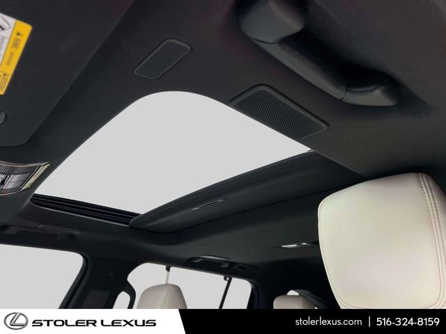 Used 2023 Lexus LX 600 4WD w/ Accessory Package (Z1) image 26