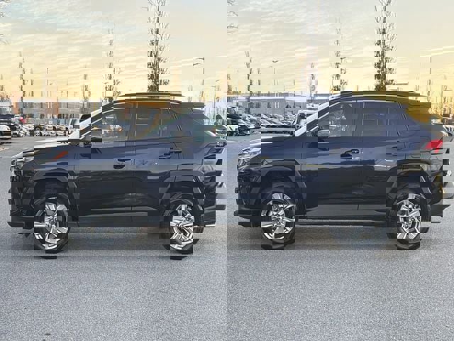 Used 2024 Toyota RAV4 XLE image 6
