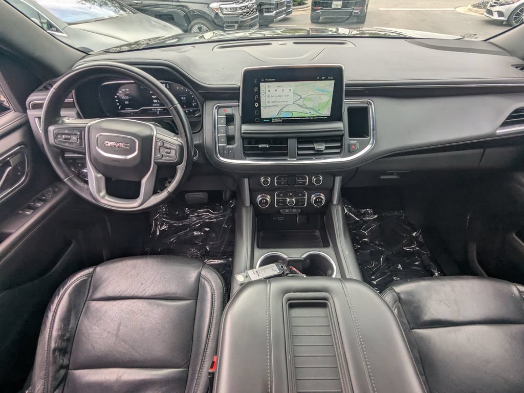 Used 2022 GMC Yukon XL SLE w/ Gmc Pro Safety Plus Package RWD image 2