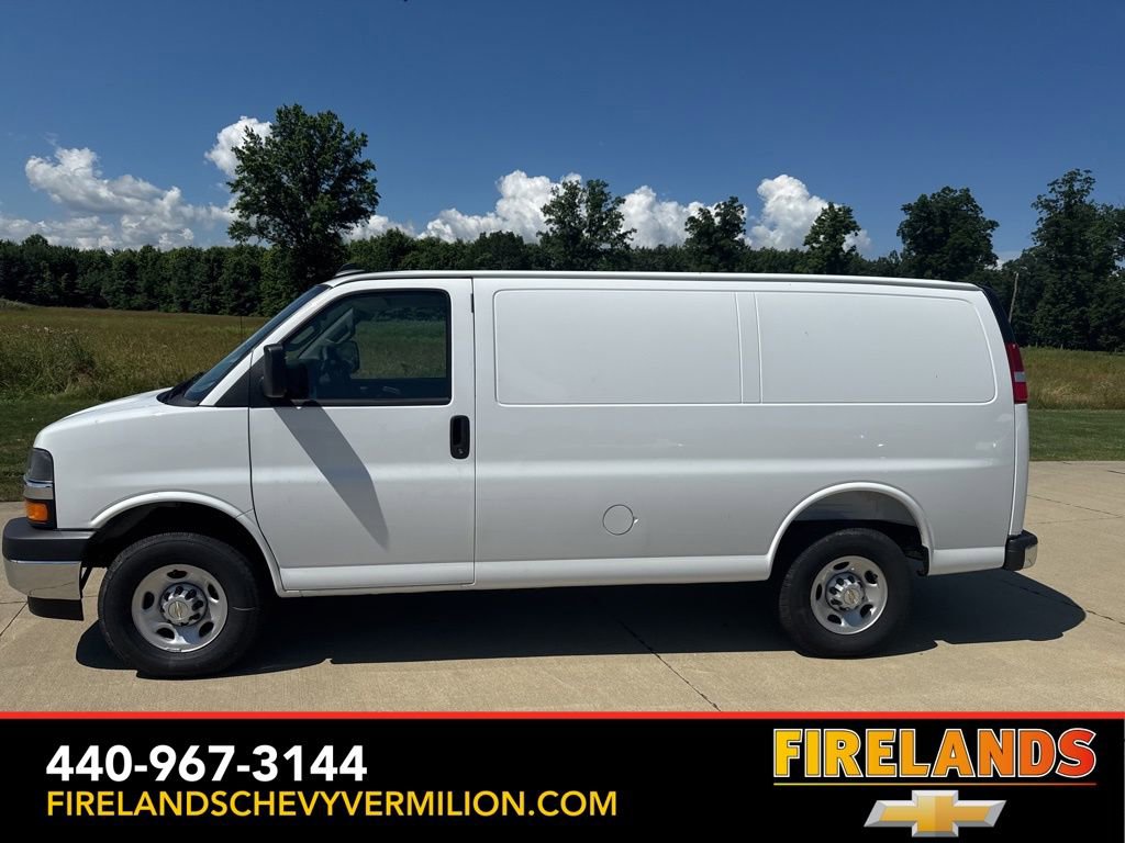 New 2025 Chevrolet Express 2500 Work Van w/ Driver Convenience Package image 6