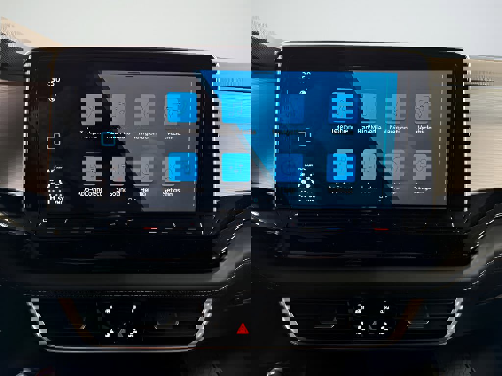 New 2026 Volkswagen Atlas Cross Sport SE image 15