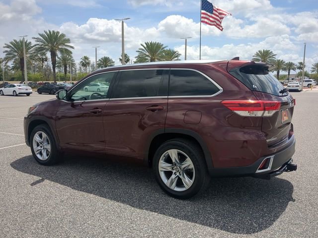 Used 2017 Toyota Highlander Limited image 6