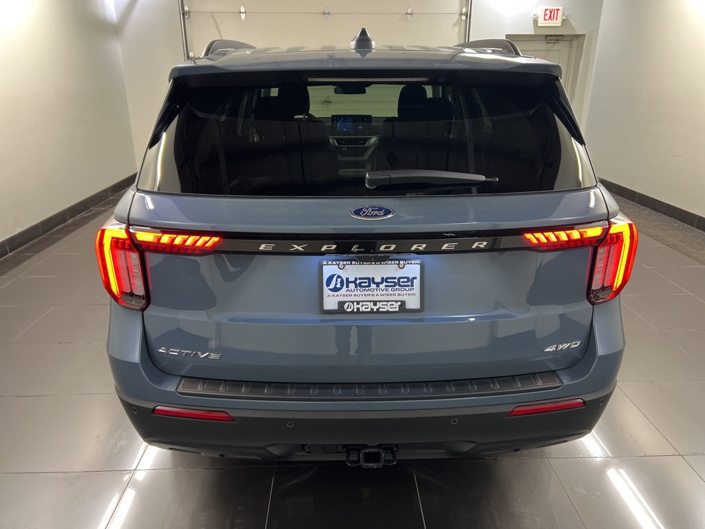 New 2026 Ford Explorer Active AWD/4WD image 5
