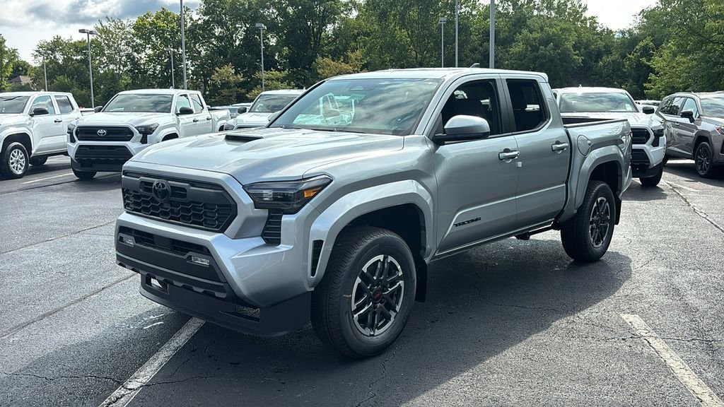 New 2026 Toyota Tacoma TRD Sport AWD/4WD image 2