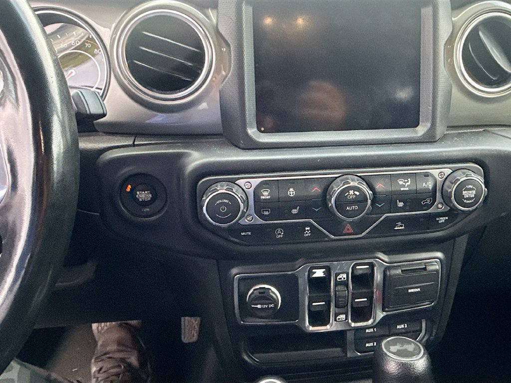 Certified 2022 Jeep Wrangler Unlimited Sahara w/ Cold Weather Group AWD/4WD image 16