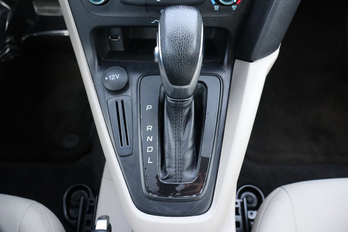 Used 2018 Ford Focus SE image 36