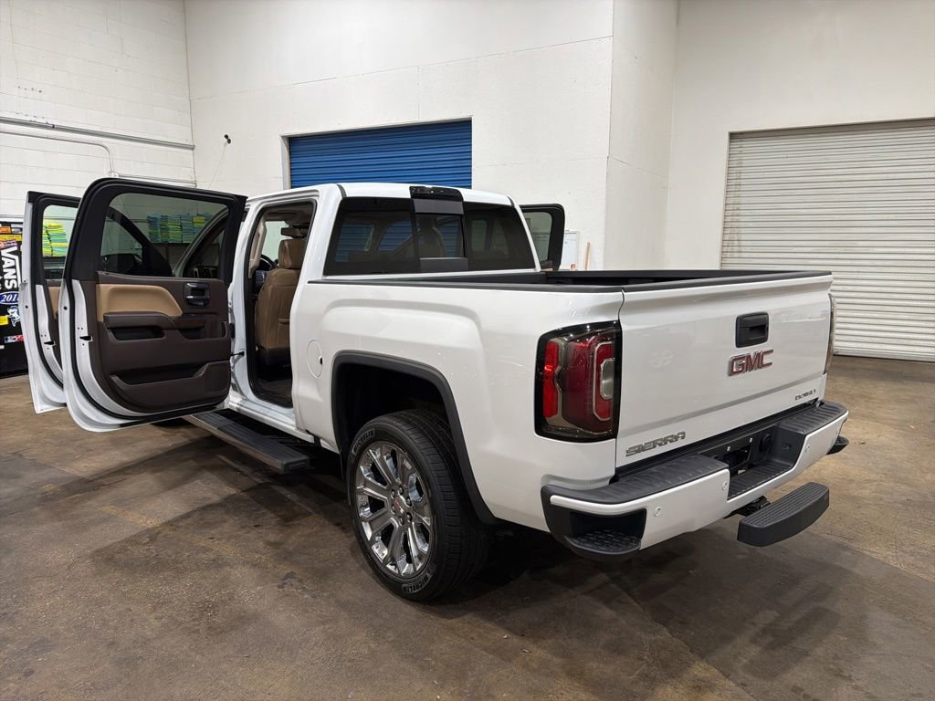 Used 2018 GMC Sierra 1500 Denali w/ Denali Ultimate Package AWD/4WD image 26