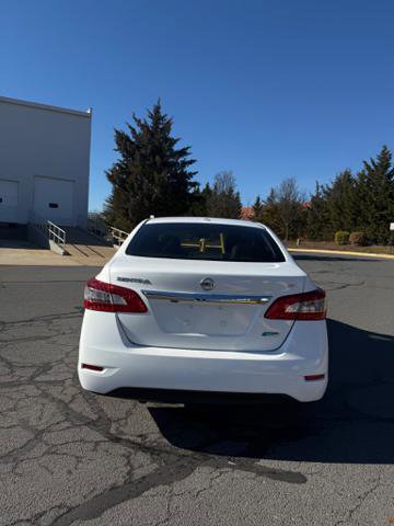 Used 2014 Nissan Sentra SL w/ Premium Package image 6