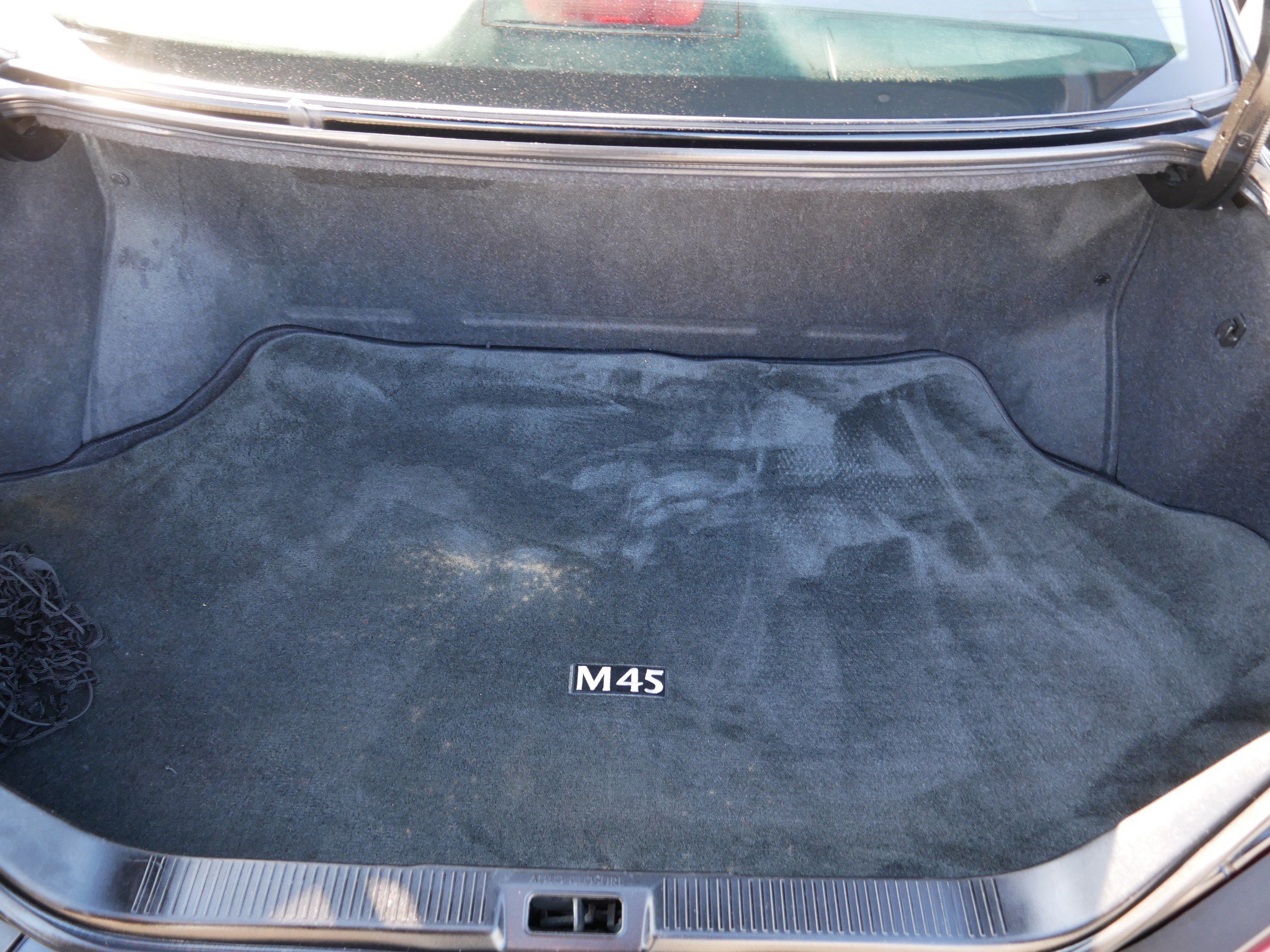 Used 2004 INFINITI M45 w/ Technology Pkg image 18