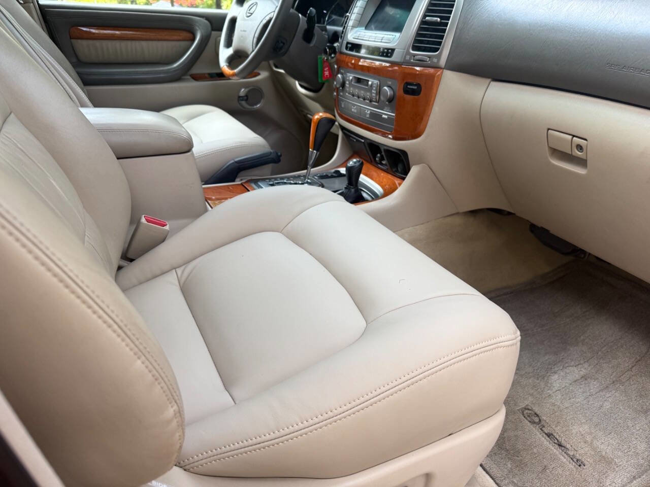 Used 2004 Lexus LX 470 4WD image 45