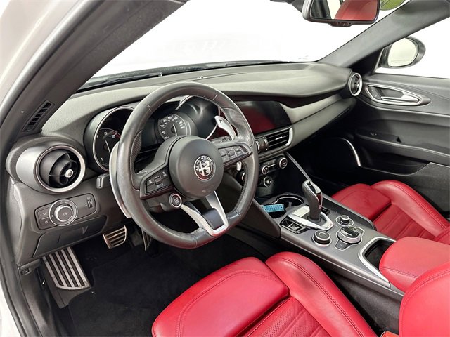 Used 2022 Alfa Romeo Giulia Veloce image 21