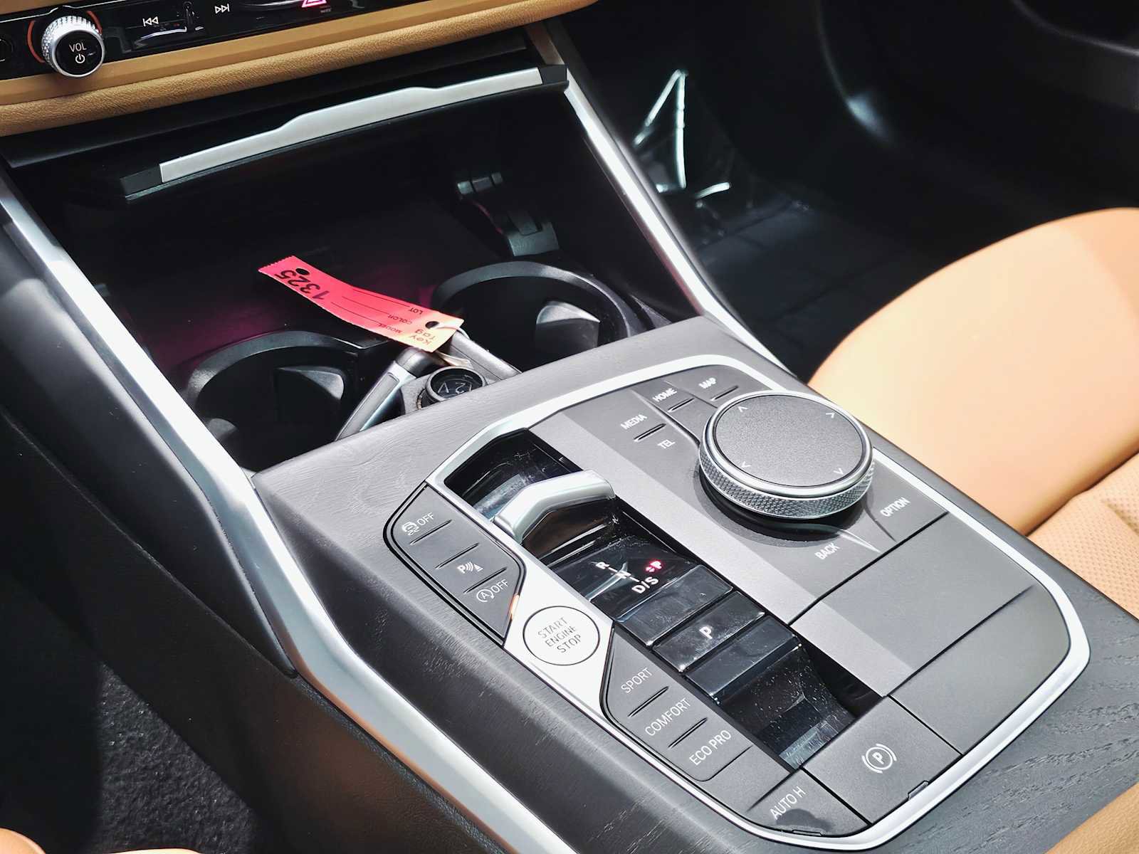 Used 2023 BMW 330i xDrive Sedan w/ Premium Package image 17