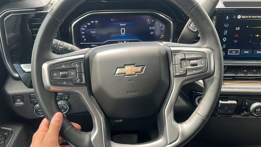 Used 2025 Chevrolet Silverado 1500 LT w/ Protection Package AWD/4WD image 12