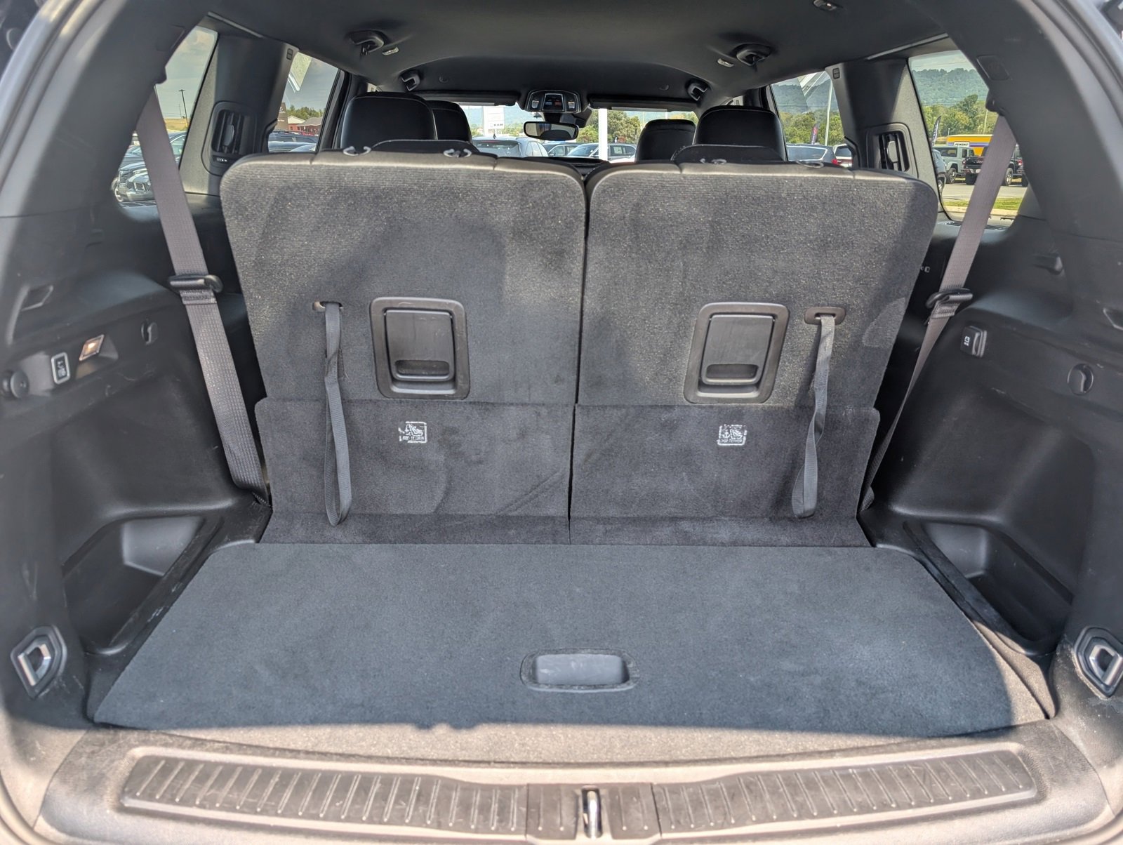 Certified 2024 Jeep Grand Cherokee L Laredo image 19