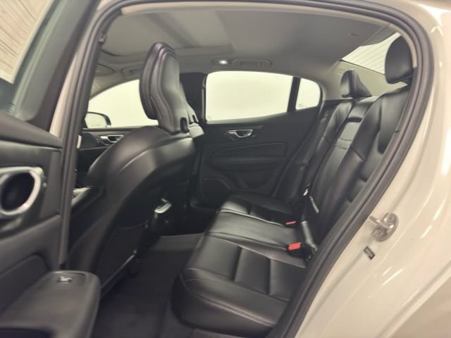 Used 2024 Volvo S60 B5 Core FWD image 23