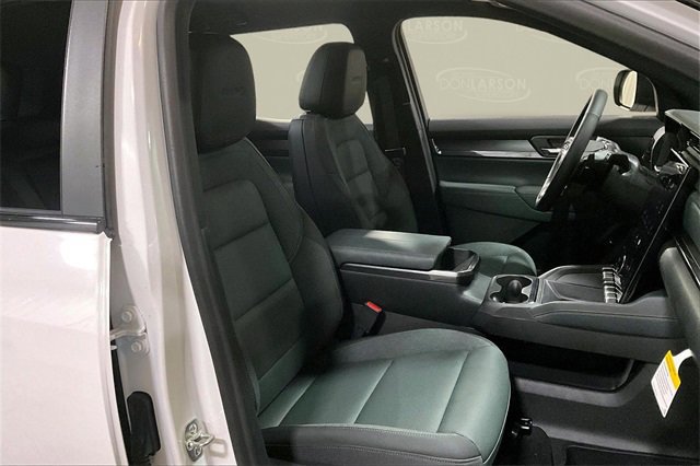 New 2026 GMC Terrain AT4 w/ Technology Package II image 11