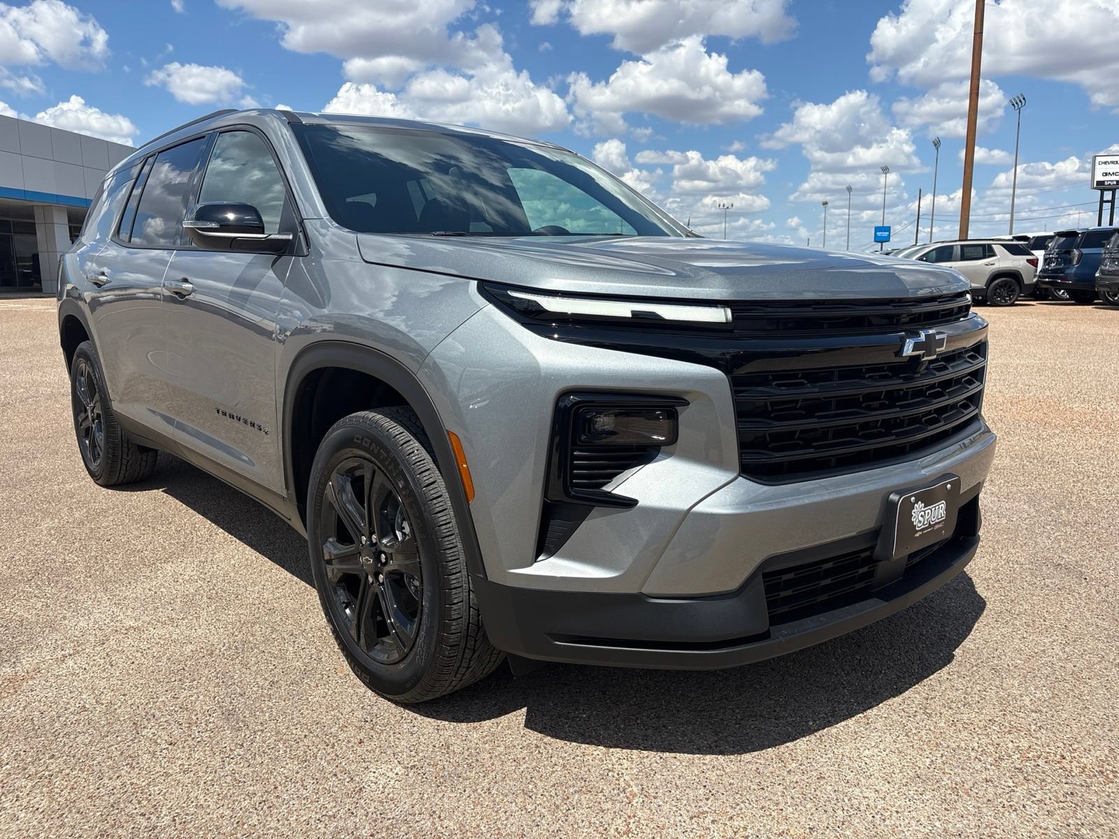 New 2027 Chevrolet Traverse LT w/ Midnight/Sport Edition FWD image 8