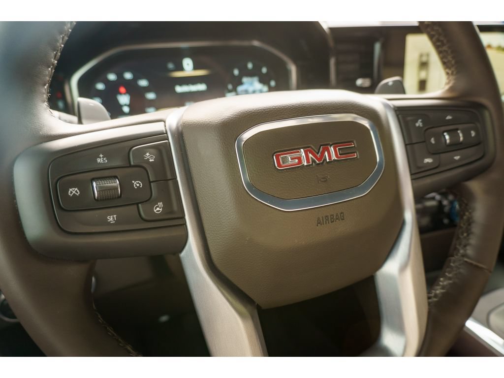 Used 2024 GMC Sierra 1500 SLT AWD/4WD image 30