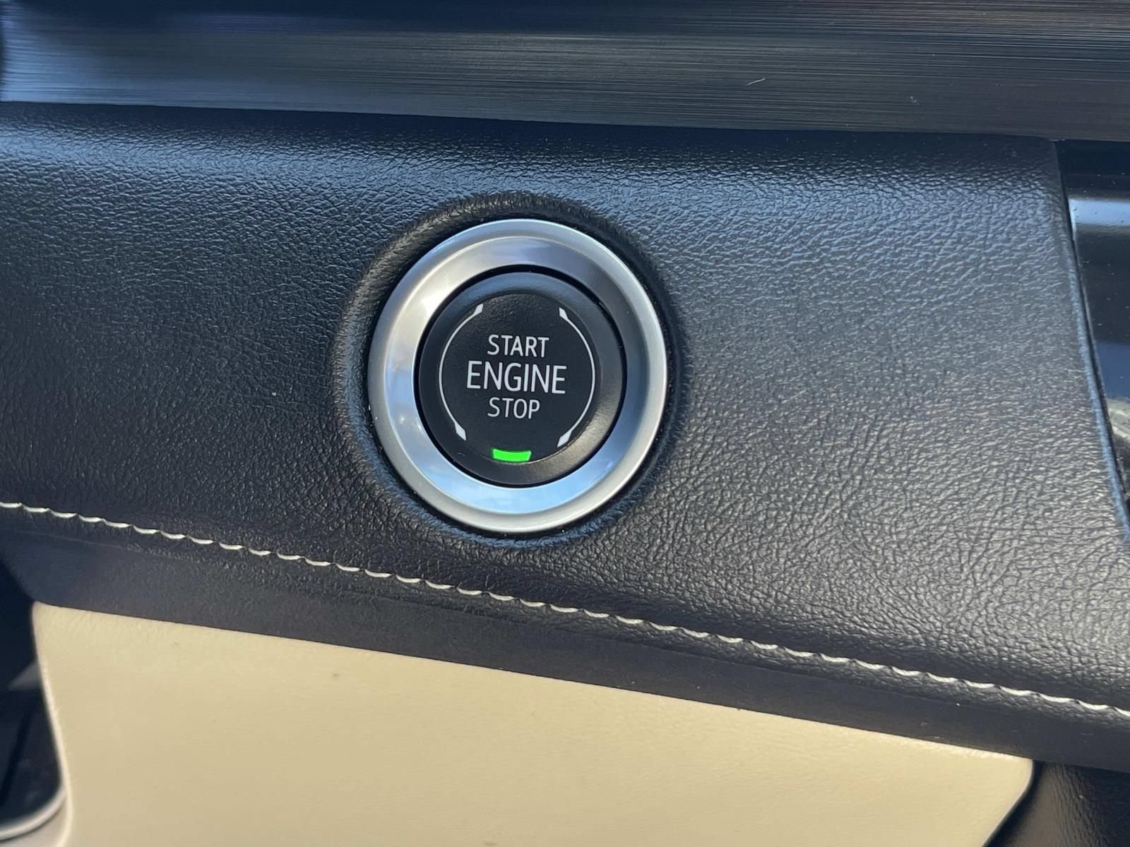 Used 2024 Cadillac Escalade Premium Luxury RWD image 24