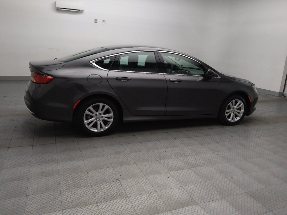 Used 2016 Chrysler 200 Limited FWD image 10