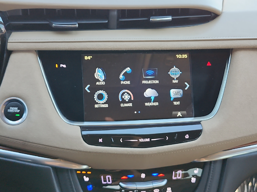 Used 2017 Cadillac XT5 Platinum AWD/4WD image 28