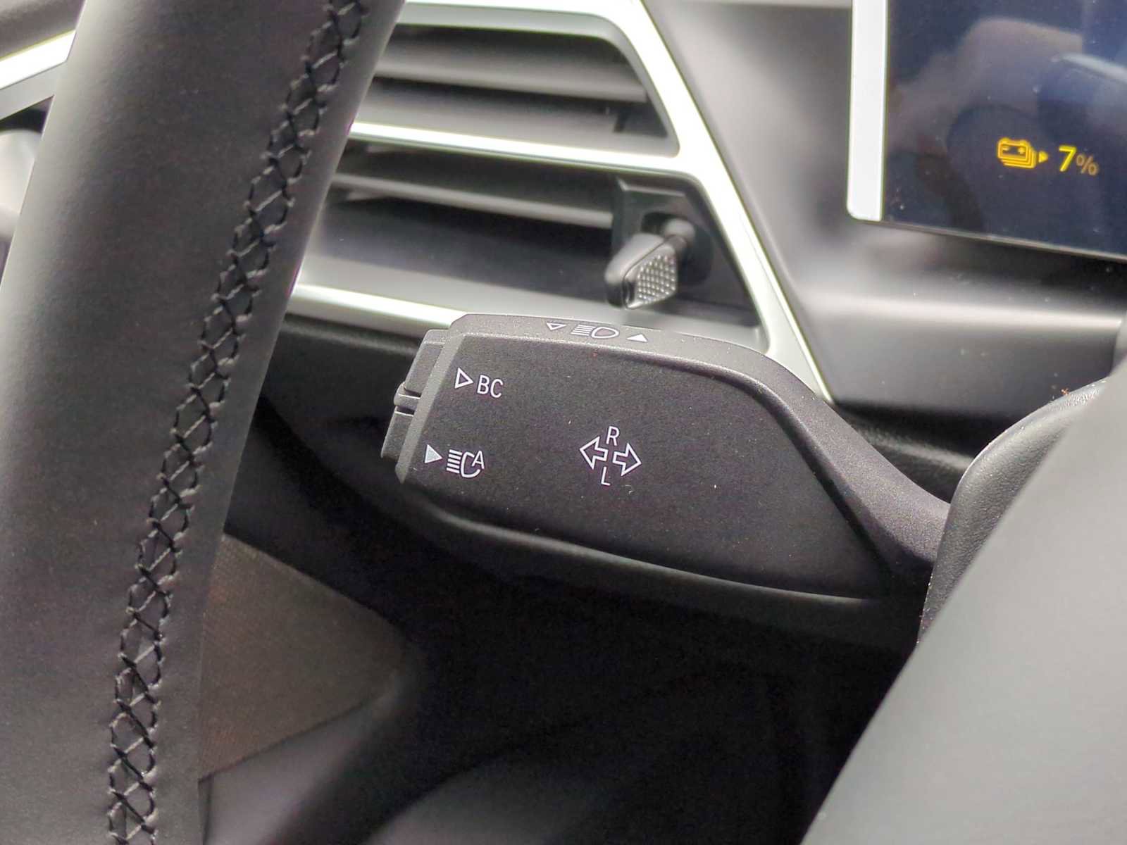 Used 2025 BMW i4 xDrive40i w/ Premium Package image 29