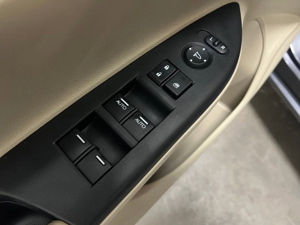 Used 2014 Honda Accord Touring image 13