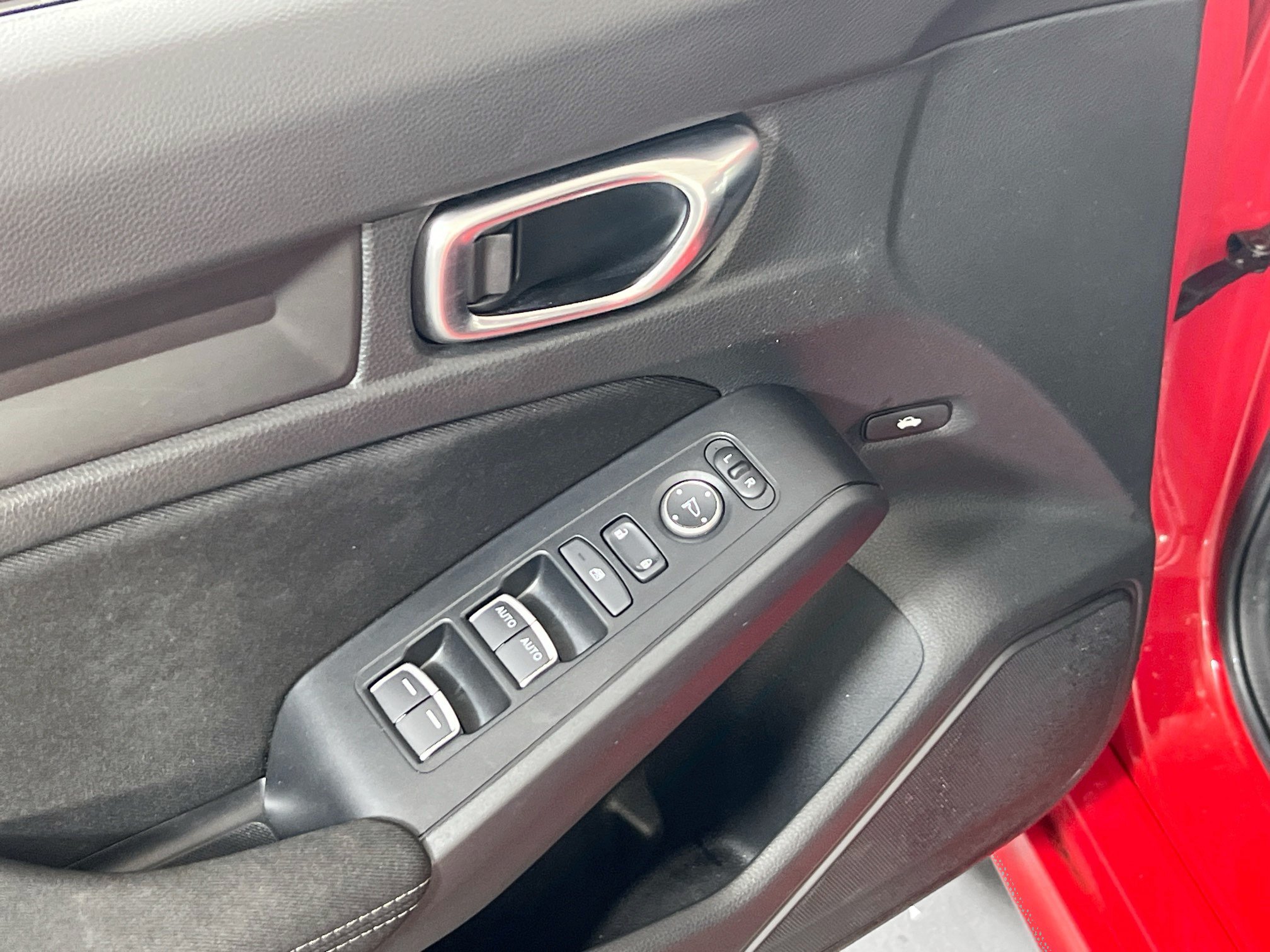 Used 2023 Honda Civic Sport image 17