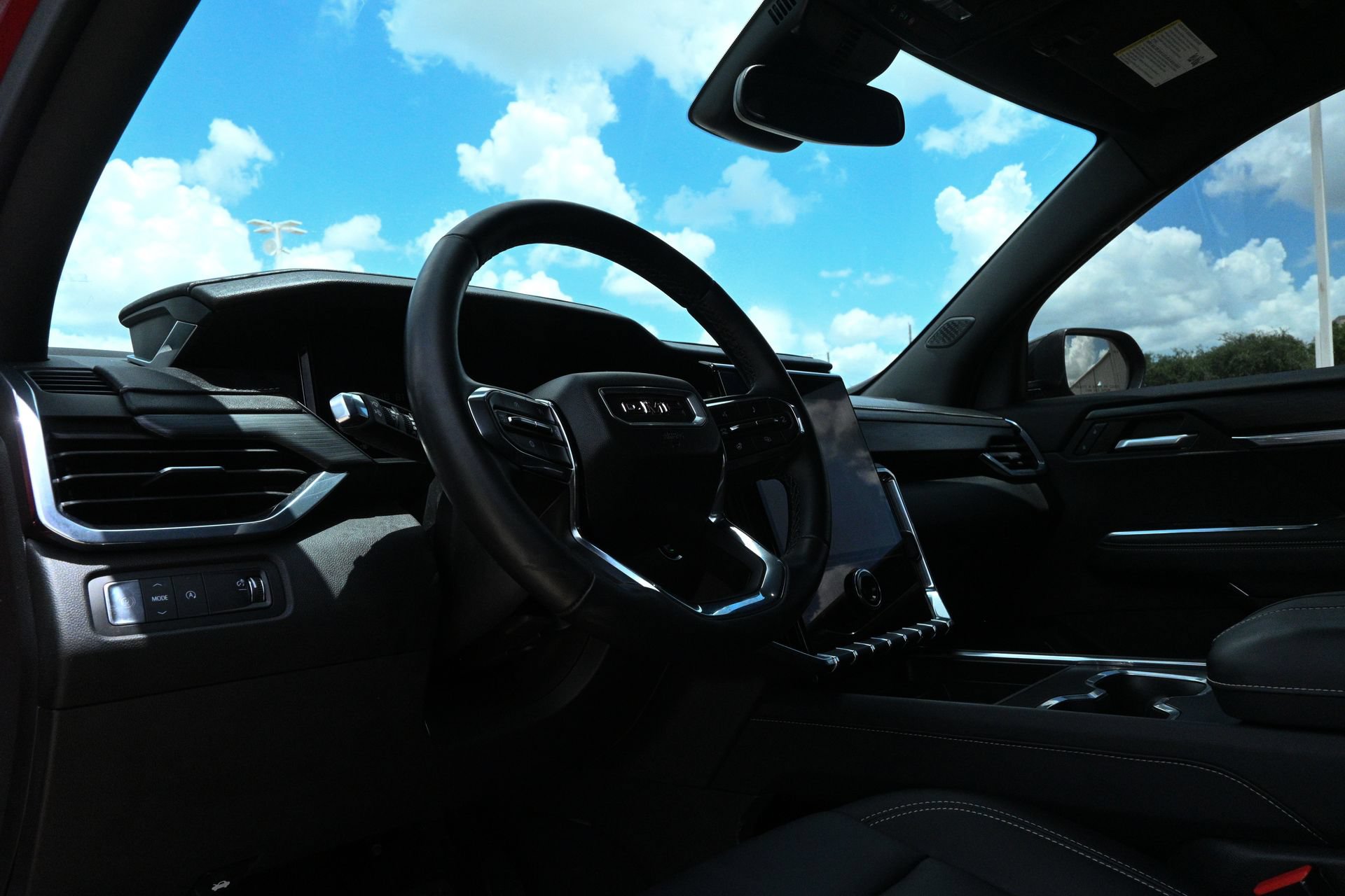 Used 2024 GMC Acadia Elevation w/ LPO, Floor Liner Package FWD image 18