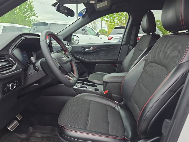 Certified 2024 Ford Escape ST-Line w/ Tech Pack #1 AWD/4WD image 18