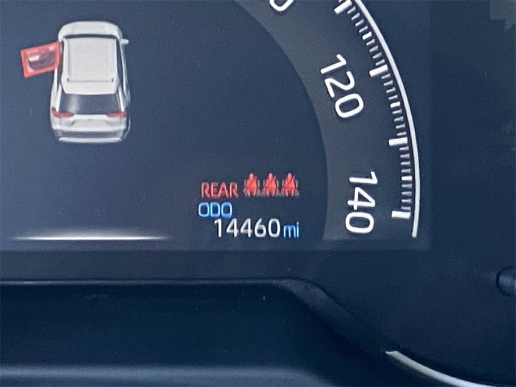 Certified 2025 Toyota RAV4 LE image 33