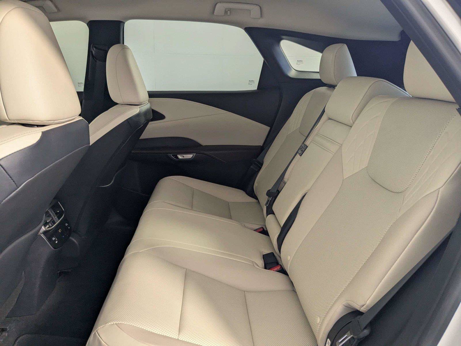 Used 2024 Lexus RX 350 FWD w/ Technology Package image 34