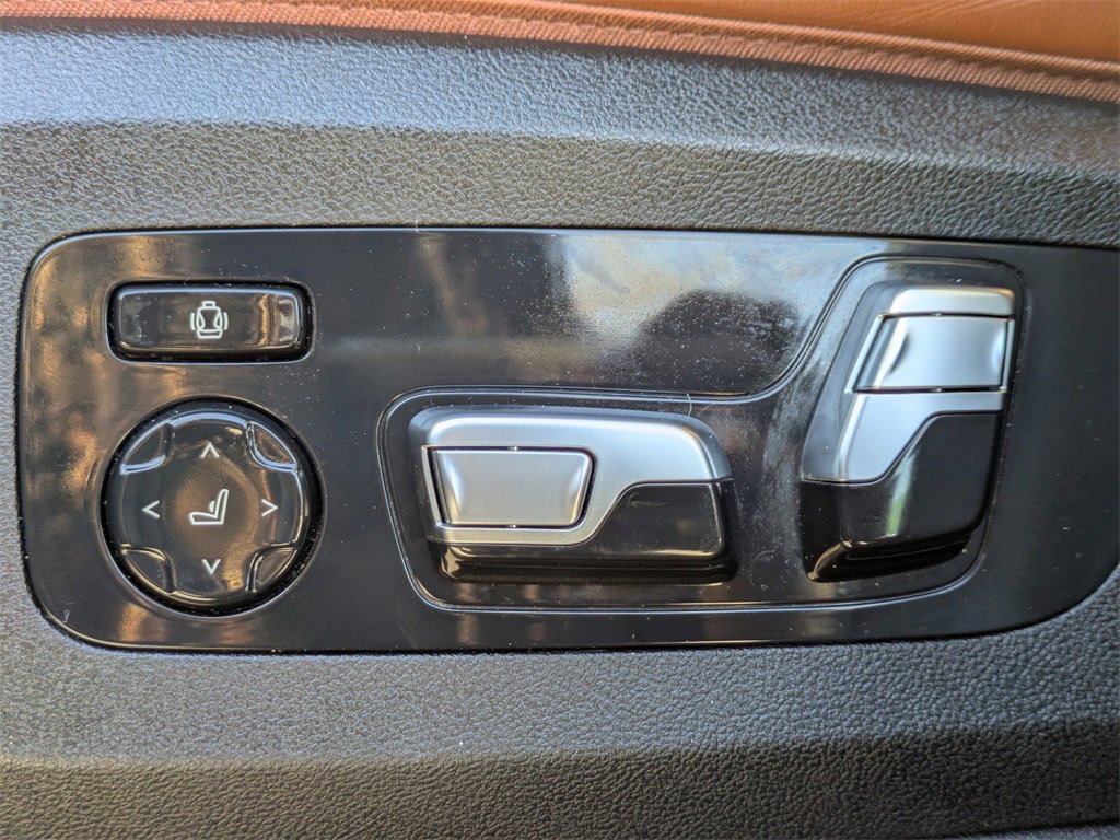 Used 2023 BMW X5 xDrive45e w/ Executive Package image 23