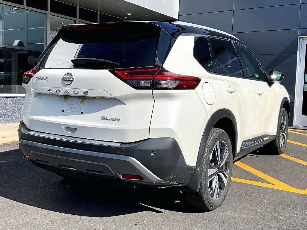 Used 2023 Nissan Rogue SL AWD/4WD image 4