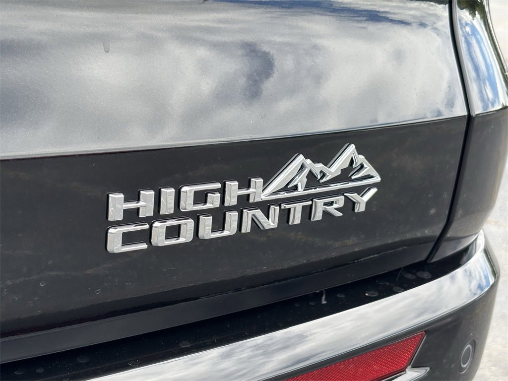 New 2026 Chevrolet Traverse High Country w/ LPO, Floor Liner Package image 9