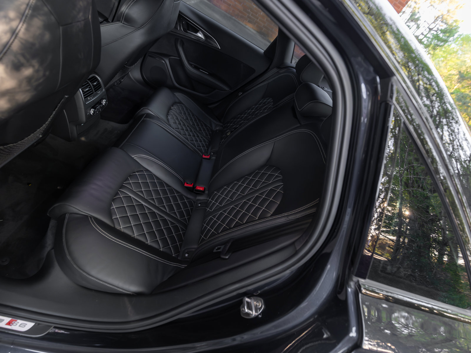 Used 2017 Audi S6 Premium Plus w/ S6 Sport Package image 14