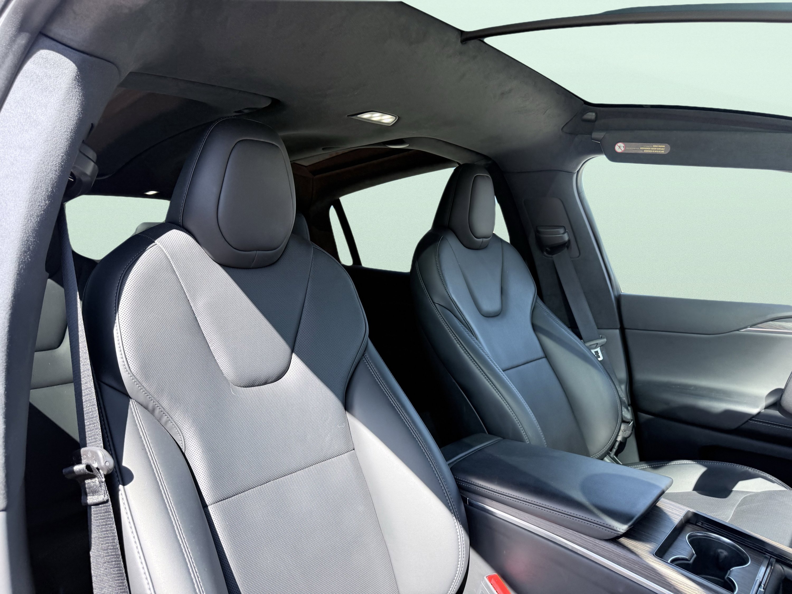 Used 2023 Tesla Model X image 48