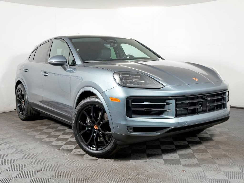 Certified 2026 Porsche Cayenne Coupe AWD/4WD image 9