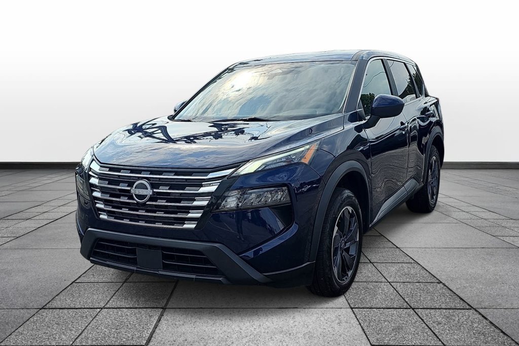 Used 2024 Nissan Rogue SV