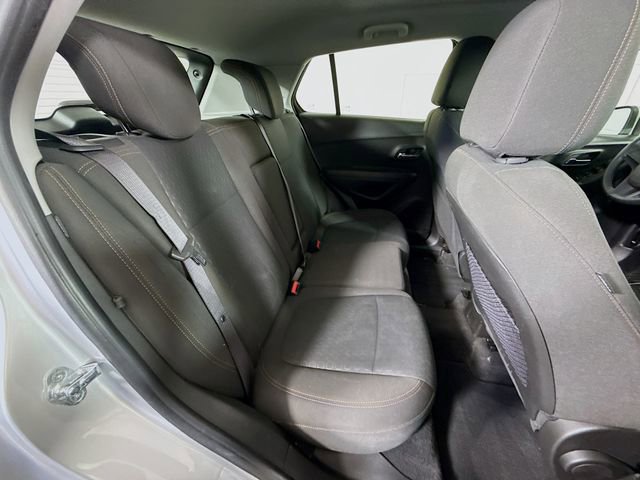 Used 2018 Chevrolet Trax LS image 27
