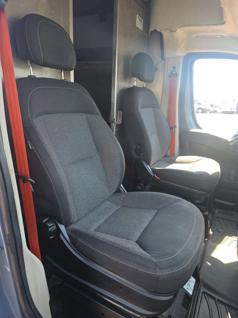 Used 2020 RAM ProMaster 3500 image 6