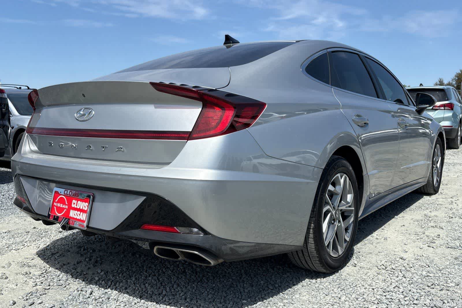 Used 2020 Hyundai Sonata SEL w/ Convenience Package image 3