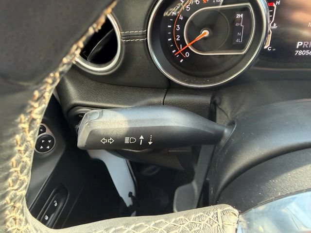 Used 2019 Jeep Wrangler Unlimited Sahara w/ LED Lighting Group AWD/4WD image 34