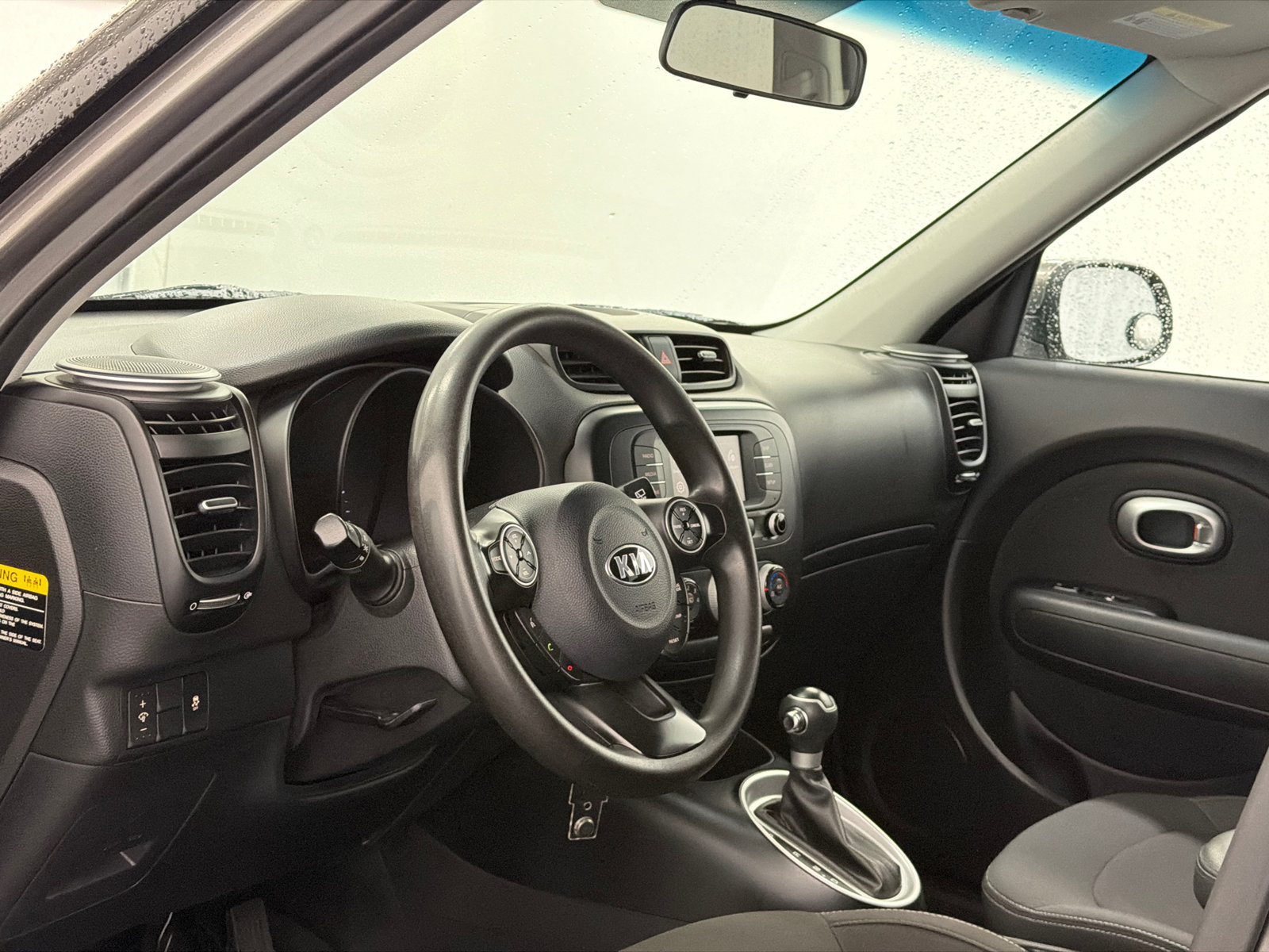 Used 2019 Kia Soul FWD image 11