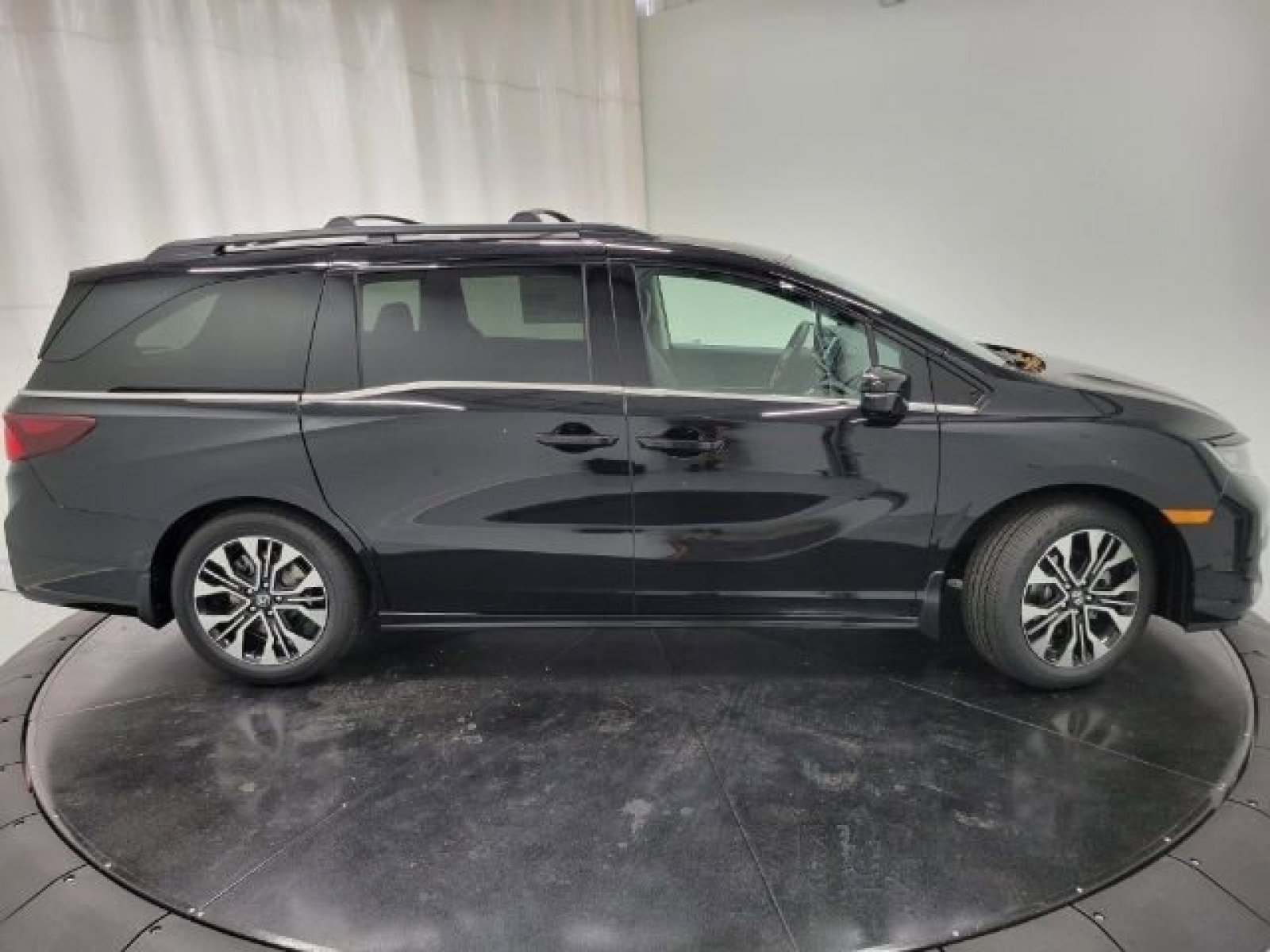 New 2026 Honda Odyssey Elite image 31
